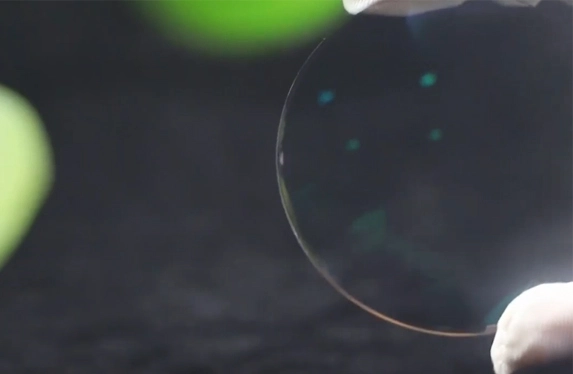 Linsen-Display-Video